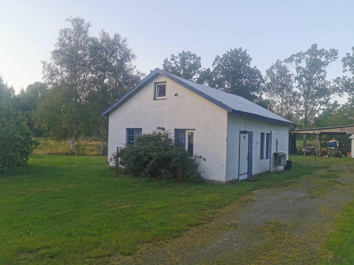 Vacker Hus I Naturen Fröseke Exterior foto