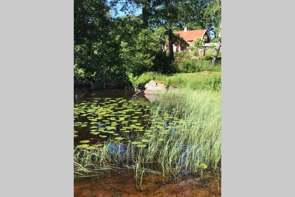 Vacker Hus I Naturen Fröseke Exterior foto
